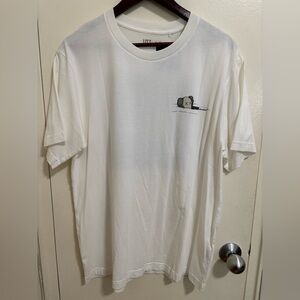 NWT Uniqlo x Kaws Short Sleeve UT Tshirt Artbook Cover White Size L 2023 T-Shirt